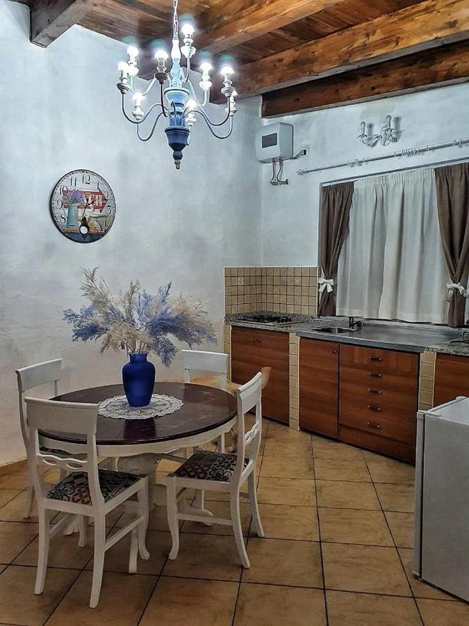 La Dependance Bed & Breakfast Torre Annunziata Dış mekan fotoğraf